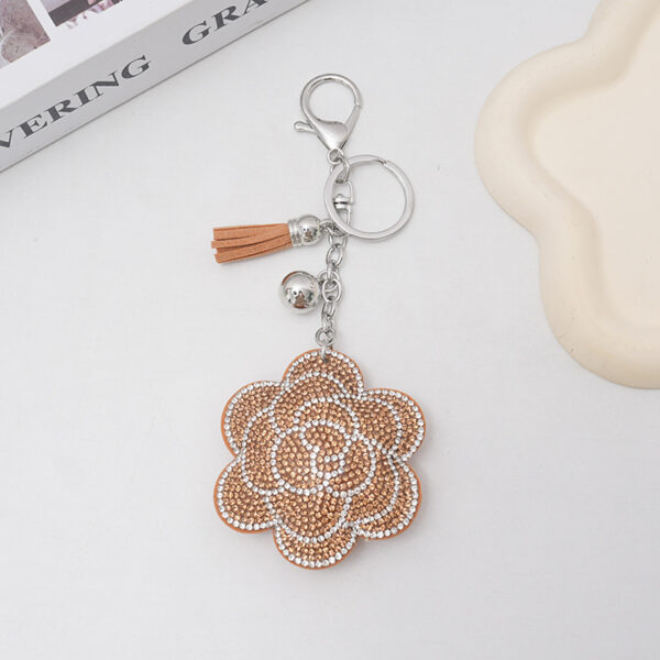Creative Plum Blossom Hot Rhinestone Keychain Fashion - Image 3
